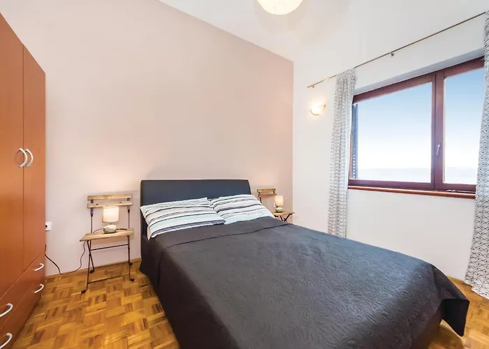One-bedroom In Svpetar