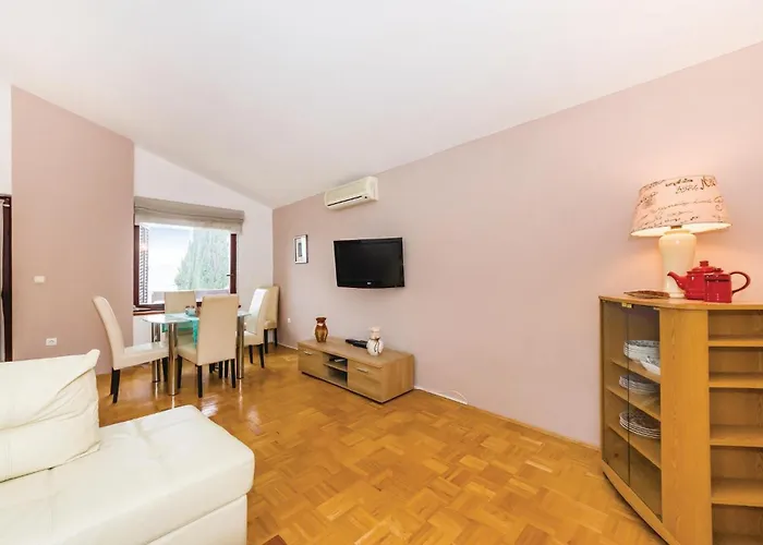 One-bedroom In Svpetar 아파트